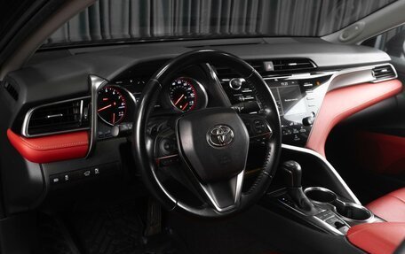 Toyota Camry, 2018 год, 2 739 000 рублей, 17 фотография