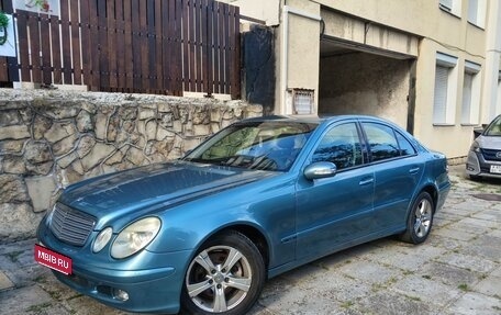 Mercedes-Benz E-Класс, 2002 год, 750 000 рублей, 1 фотография
