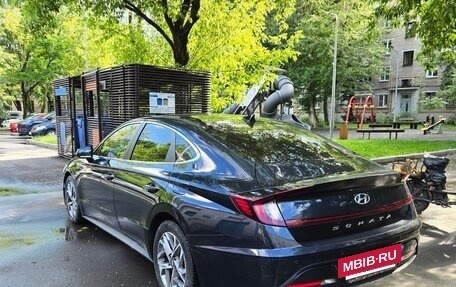 Hyundai Sonata VIII, 2020 год, 2 200 000 рублей, 3 фотография