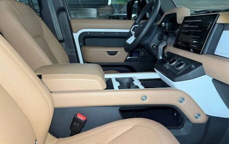 Land Rover Defender II, 2024 год, 9 750 000 рублей, 9 фотография