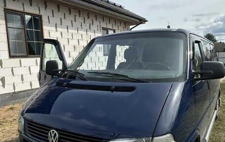 Volkswagen Transporter T4, 2001 год, 950 000 рублей, 2 фотография