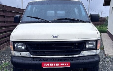 Ford Econoline IV, 1995 год, 300 000 рублей, 2 фотография
