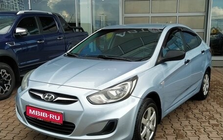 Hyundai Solaris II рестайлинг, 2012 год, 819 000 рублей, 1 фотография