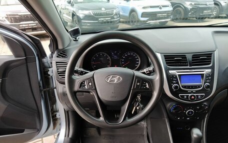Hyundai Solaris II рестайлинг, 2012 год, 819 000 рублей, 21 фотография