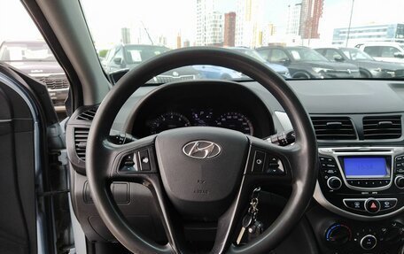 Hyundai Solaris II рестайлинг, 2012 год, 819 000 рублей, 22 фотография