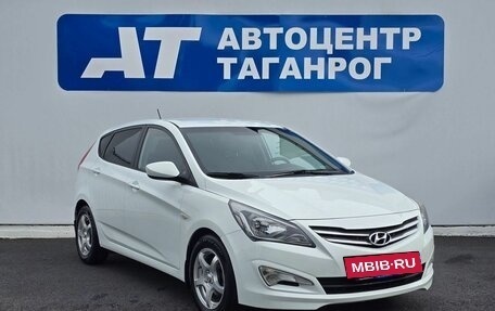 Hyundai Solaris II рестайлинг, 2015 год, 999 000 рублей, 3 фотография