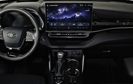 Toyota Highlander, 2025 год, 5 690 000 рублей, 14 фотография