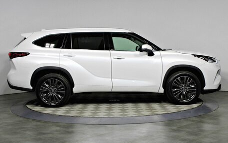 Toyota Highlander, 2025 год, 5 690 000 рублей, 4 фотография