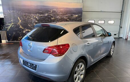 Opel Astra J, 2011 год, 750 000 рублей, 4 фотография