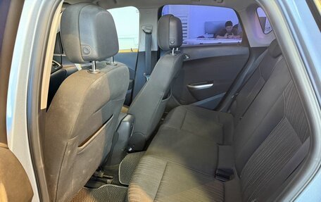 Opel Astra J, 2011 год, 750 000 рублей, 11 фотография