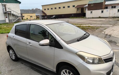 Toyota Vitz, 2011 год, 645 000 рублей, 3 фотография