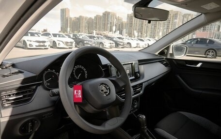 Skoda Rapid II, 2022 год, 1 687 000 рублей, 5 фотография