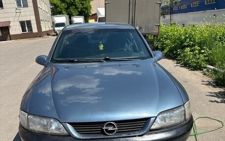 Opel Vectra B рестайлинг, 1998 год, 100 000 рублей, 1 фотография
