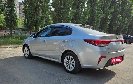 KIA Rio IV, 2017 год, 1 020 000 рублей, 8 фотография