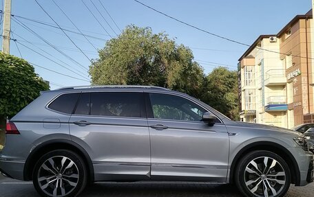 Volkswagen Tiguan II, 2020 год, 3 350 000 рублей, 2 фотография