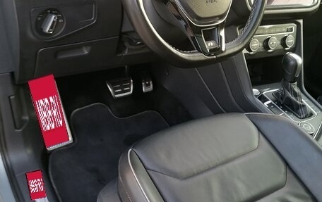 Volkswagen Tiguan II, 2020 год, 3 350 000 рублей, 12 фотография