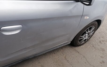 Mitsubishi Mirage VI рестайлинг, 2012 год, 470 000 рублей, 3 фотография