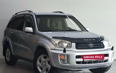 Toyota RAV4, 2003 год, 690 000 рублей, 3 фотография