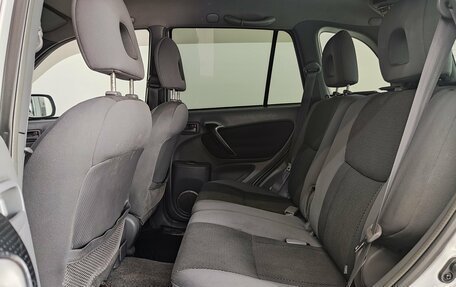 Toyota RAV4, 2003 год, 690 000 рублей, 17 фотография