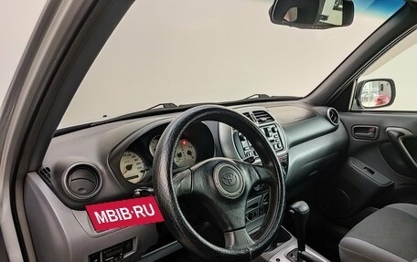 Toyota RAV4, 2003 год, 690 000 рублей, 14 фотография
