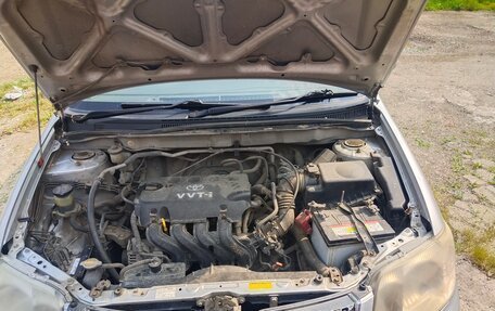 Toyota Corolla, 2005 год, 605 000 рублей, 17 фотография