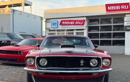 Ford Mustang VI рестайлинг, 1969 год, 11 350 000 рублей, 1 фотография