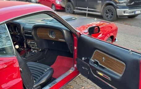 Ford Mustang VI рестайлинг, 1969 год, 11 350 000 рублей, 17 фотография