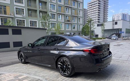 BMW 5 серия, 2021 год, 6 950 000 рублей, 8 фотография