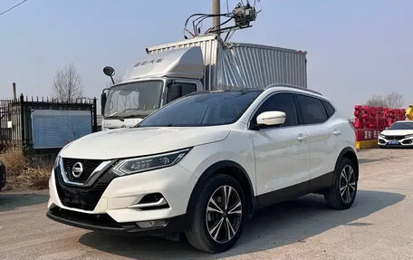Nissan Qashqai, 2022 год, 1 650 000 рублей, 2 фотография