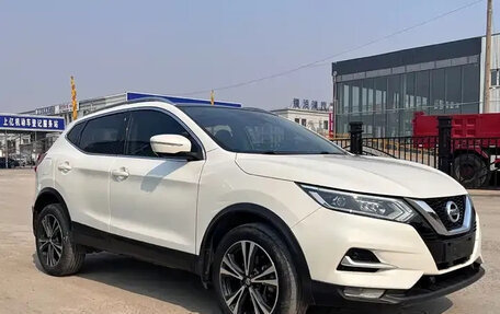 Nissan Qashqai, 2022 год, 1 650 000 рублей, 3 фотография