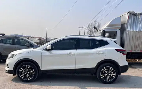 Nissan Qashqai, 2022 год, 1 650 000 рублей, 8 фотография