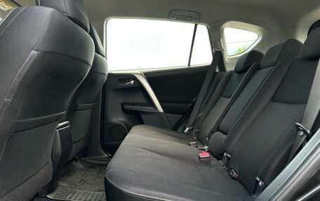 Toyota RAV4, 2015 год, 2 349 000 рублей, 24 фотография