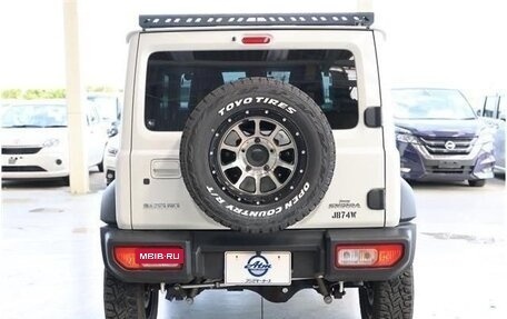 Suzuki Jimny, 2023 год, 1 800 000 рублей, 27 фотография