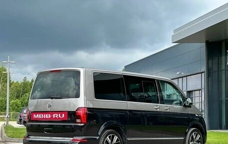 Volkswagen Multivan T6 рестайлинг, 2021 год, 7 350 000 рублей, 14 фотография