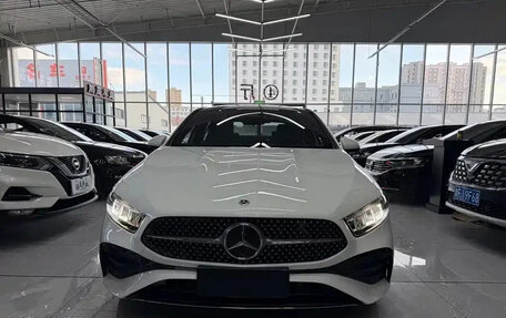 Mercedes-Benz A-Класс, 2023 год, 1 511 027 рублей, 2 фотография