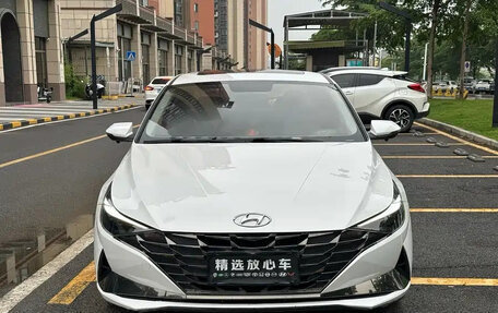 Hyundai Elantra, 2023 год, 1 300 000 рублей, 2 фотография