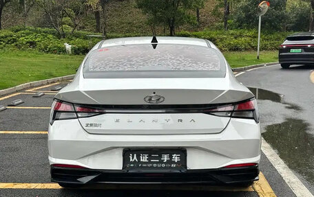 Hyundai Elantra, 2023 год, 1 300 000 рублей, 7 фотография