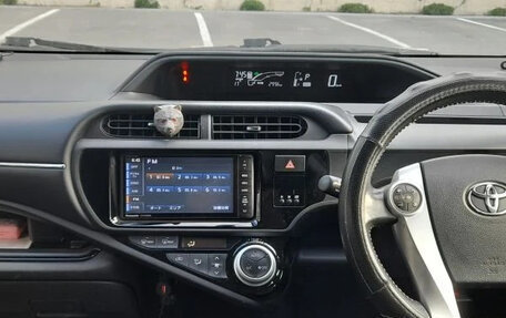 Toyota Aqua I, 2015 год, 710 000 рублей, 4 фотография