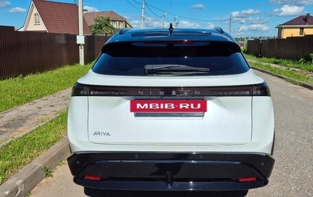 Nissan Ariya, 2022 год, 3 050 000 рублей, 7 фотография