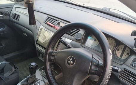 Mitsubishi Lancer IX, 2001 год, 380 000 рублей, 3 фотография