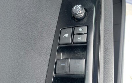 Toyota Camry, 2024 год, 3 650 000 рублей, 18 фотография