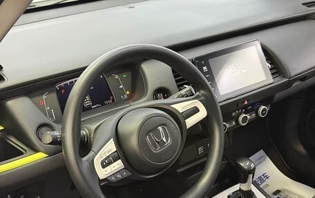 Honda Fit, 2021 год, 1 180 000 рублей, 8 фотография