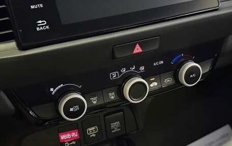 Honda Fit, 2021 год, 1 180 000 рублей, 11 фотография