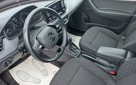 Skoda Rapid II, 2022 год, 2 000 000 рублей, 8 фотография