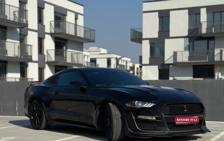 Ford Mustang VI рестайлинг, 2019 год, 2 900 000 рублей, 1 фотография