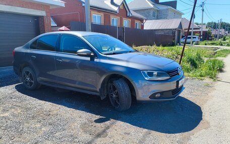 Volkswagen Jetta VI, 2012 год, 840 000 рублей, 1 фотография