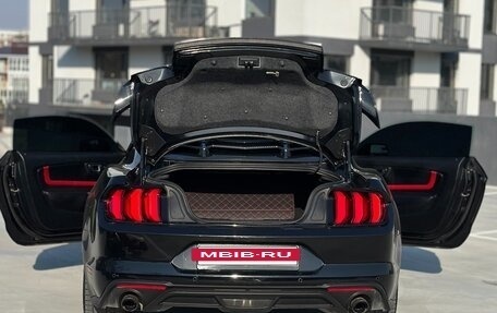 Ford Mustang VI рестайлинг, 2019 год, 2 900 000 рублей, 14 фотография