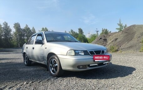 Daewoo Nexia I рестайлинг, 2004 год, 150 000 рублей, 3 фотография