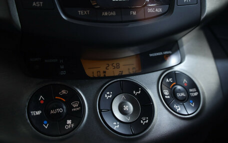 Toyota RAV4, 2011 год, 1 289 000 рублей, 14 фотография