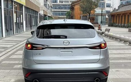 Mazda CX-4, 2022 год, 1 620 000 рублей, 5 фотография